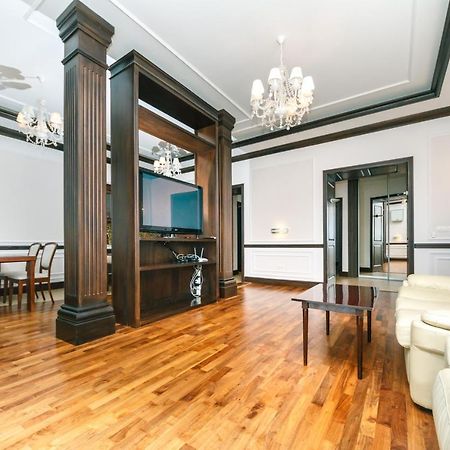 Vip Apartment. Kreshatik, Maidan Nezavisimosti. Киев Экстерьер фото